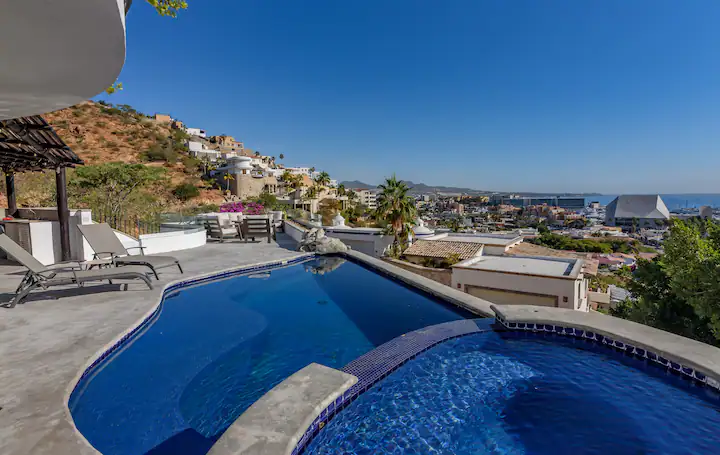 The One and Only Hollywood House in Pedregal